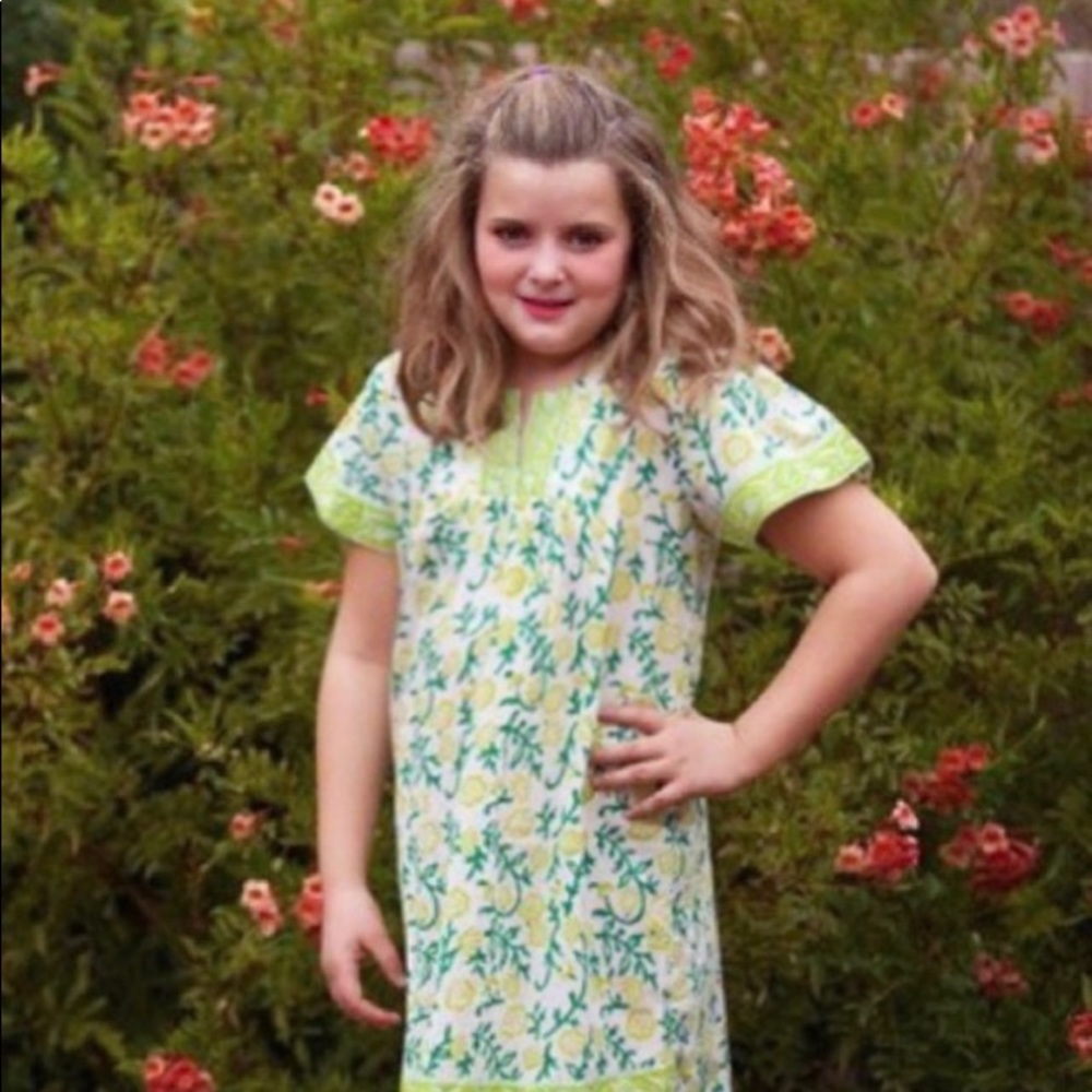 Floral Notch Neck Tunic